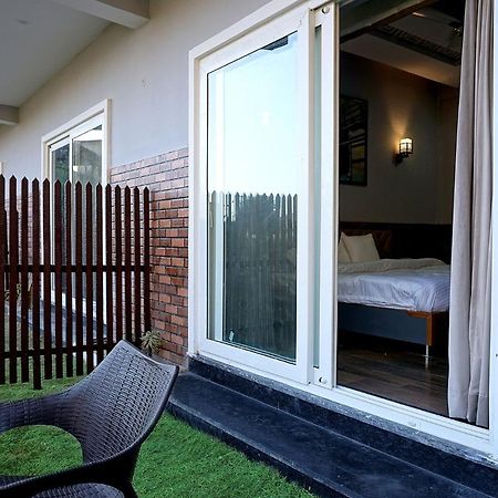Sl Manor Hill Resort Mussoorie Exterior foto