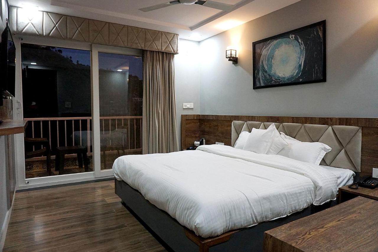 Sl Manor Hill Resort Mussoorie Exterior foto