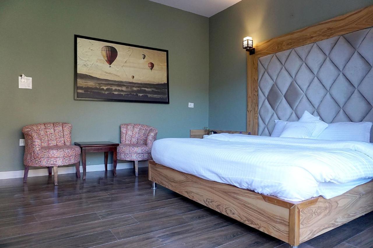 Sl Manor Hill Resort Mussoorie Exterior foto
